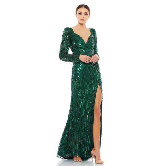 NWT Mac Duggal High Slit Sequin Gown - size 6 - Picture 1 of 7